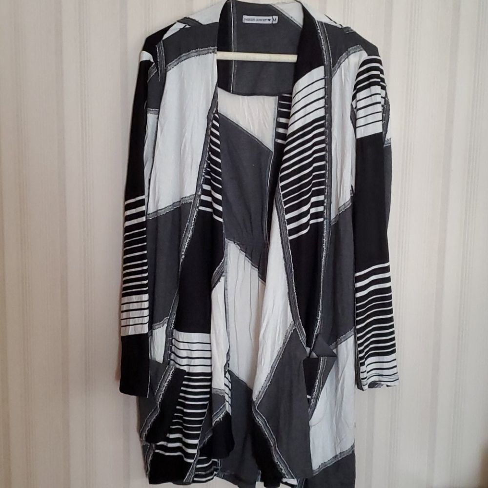 PASSION CONCEPT open cardigan wrap size M